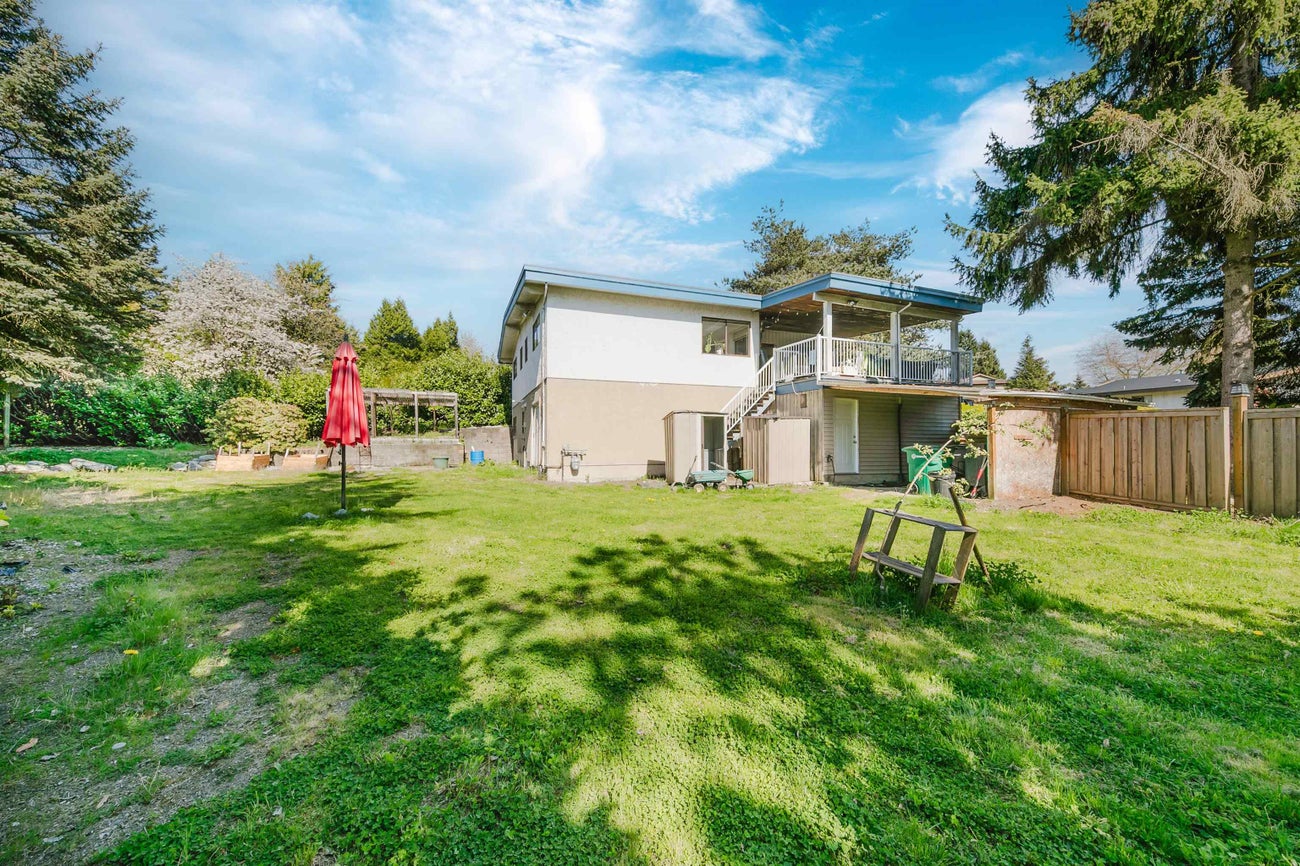 8071 Greenlake Place - Government Road Single Family Residence for Sale, 4 Bedrooms (R2989193) #15