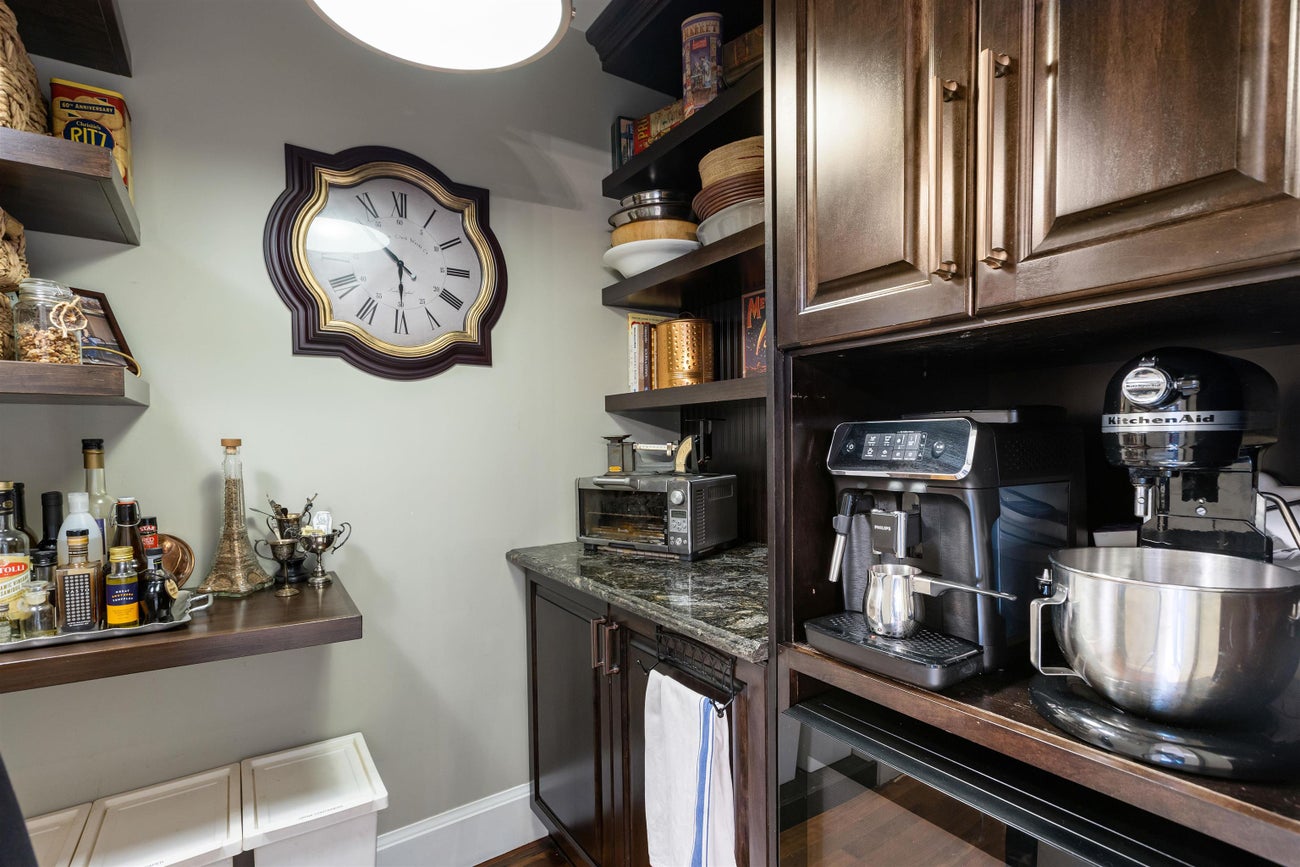 744 Austin Avenue - Coquitlam West Single Family Residence for Sale, 5 Bedrooms (R2989528) #10