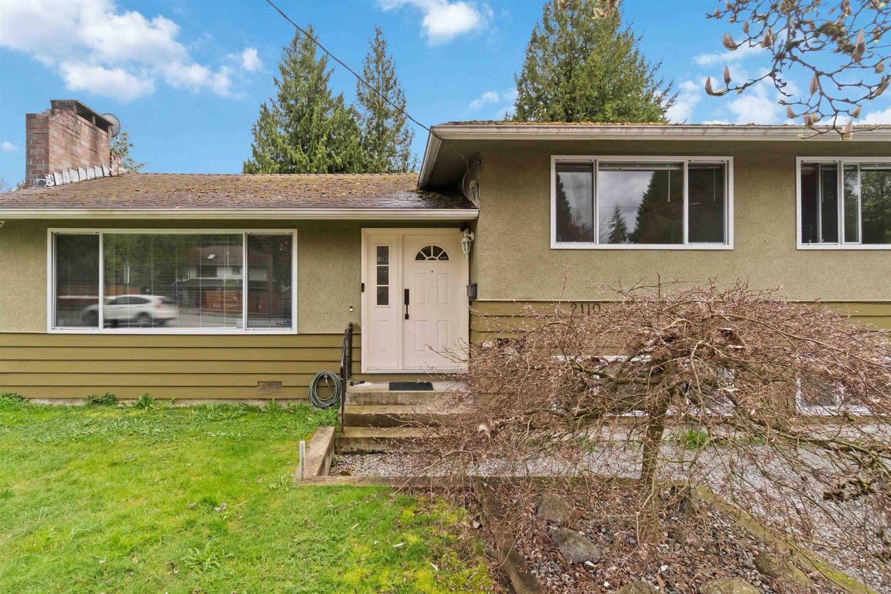 2110 Como Lake Avenue - Central Coquitlam Single Family Residence for Sale, 4 Bedrooms (R2989530) #1
