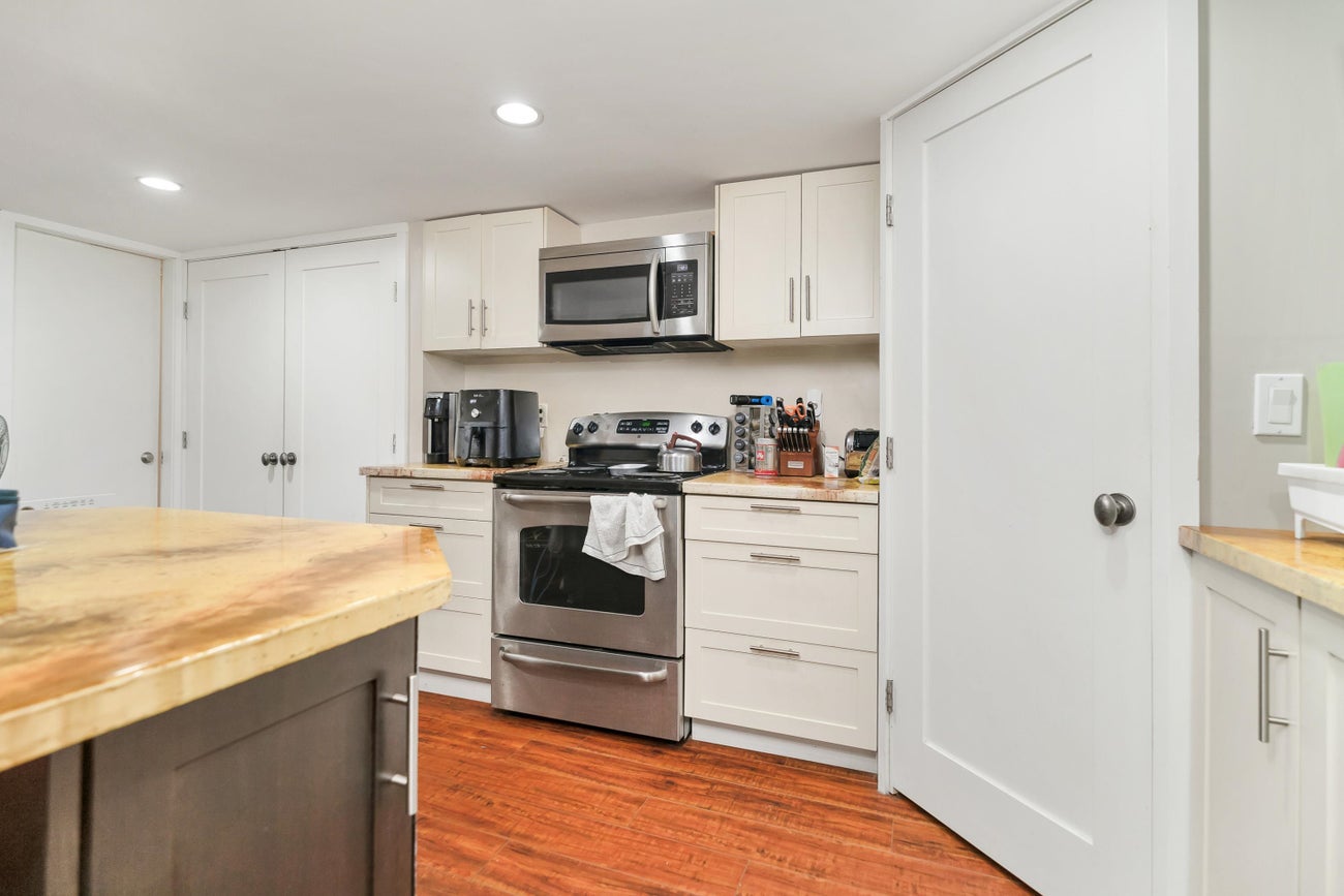 6895 Curtis Street - Sperling-Duthie Single Family Residence for Sale, 5 Bedrooms (R2990482) #17
