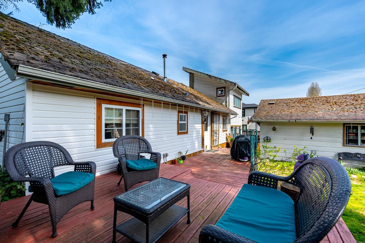 1052 Como Lake Avenue - Central Coquitlam Single Family Residence for Sale, 3 Bedrooms (R2991559) #22