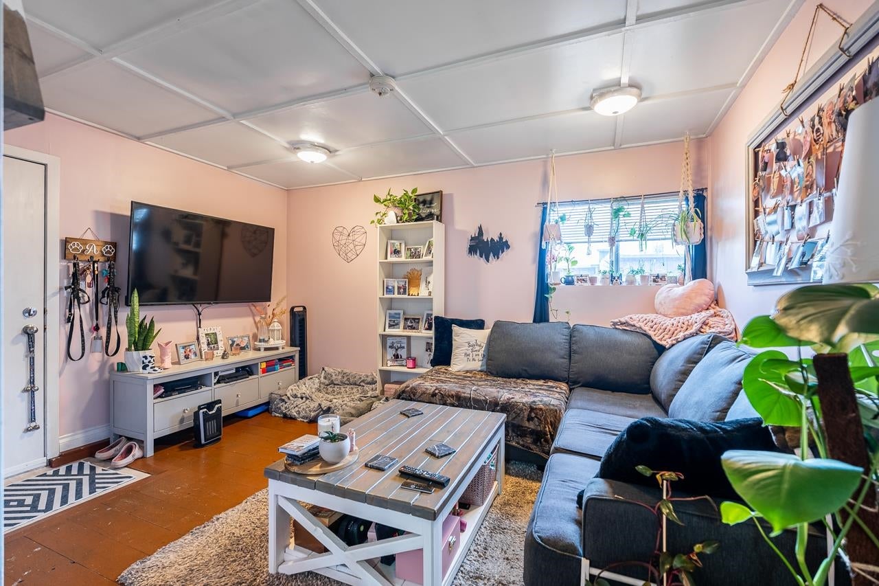 1052 Como Lake Avenue - Central Coquitlam Single Family Residence for Sale, 3 Bedrooms (R2991559) #34