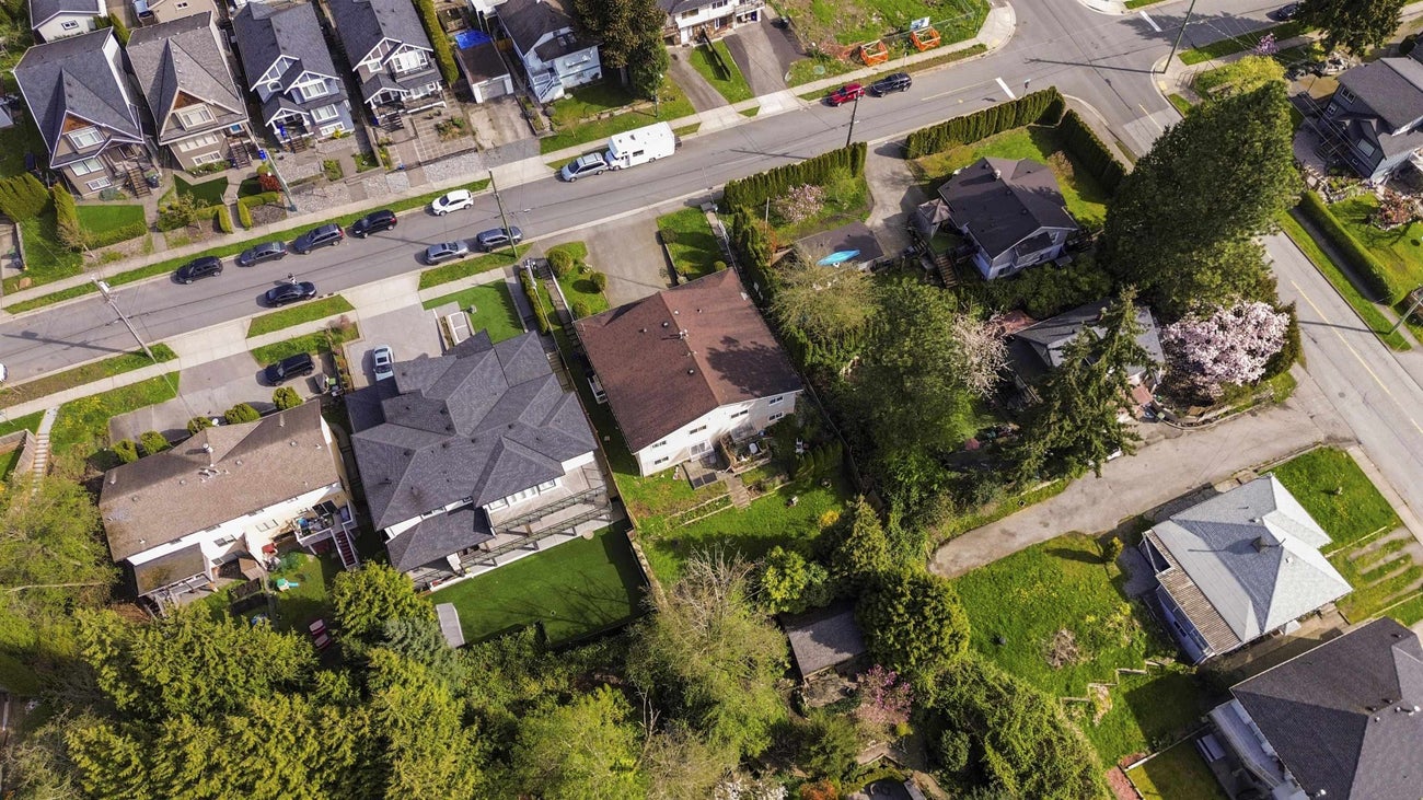 1020 Quadling Avenue - Maillardville Single Family Residence for Sale, 8 Bedrooms (R2991949)# - 9