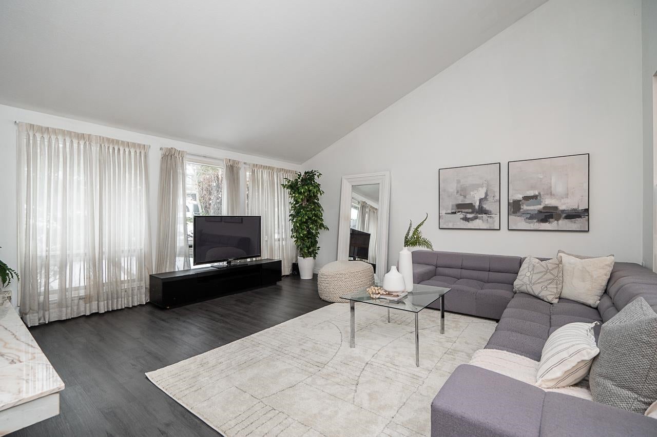 2948 Roseglen Court - Montecito Single Family Residence for Sale, 8 Bedrooms (R2992130) #2