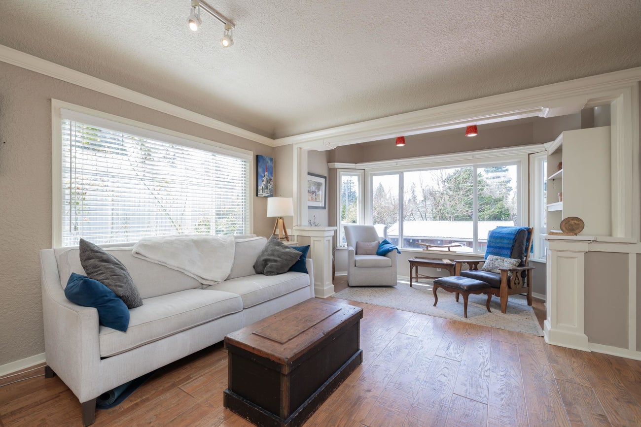 704 Townley Street - Coquitlam West Single Family Residence for Sale, 4 Bedrooms (R2992546) #11