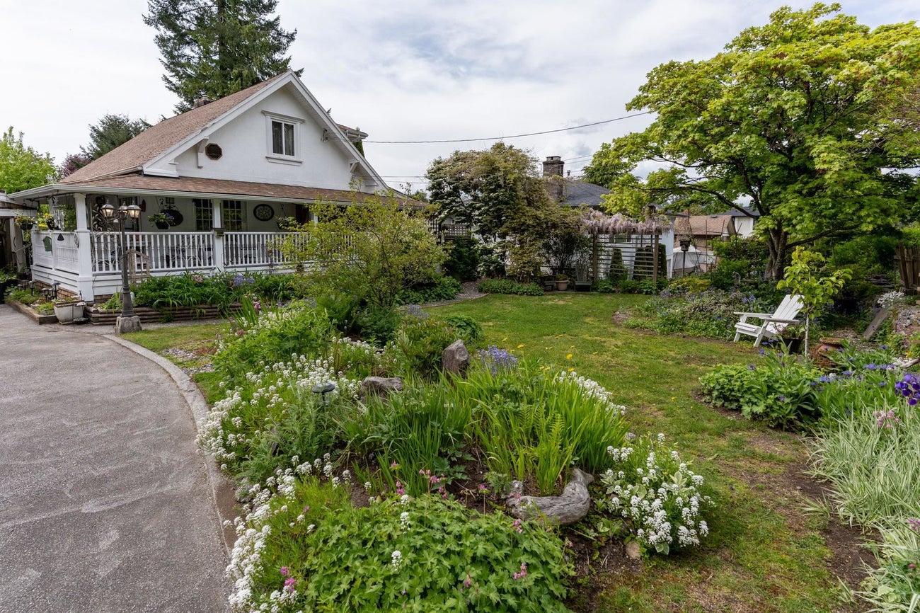 704 Townley Street - Coquitlam West Single Family Residence for Sale, 4 Bedrooms (R2992546) #1