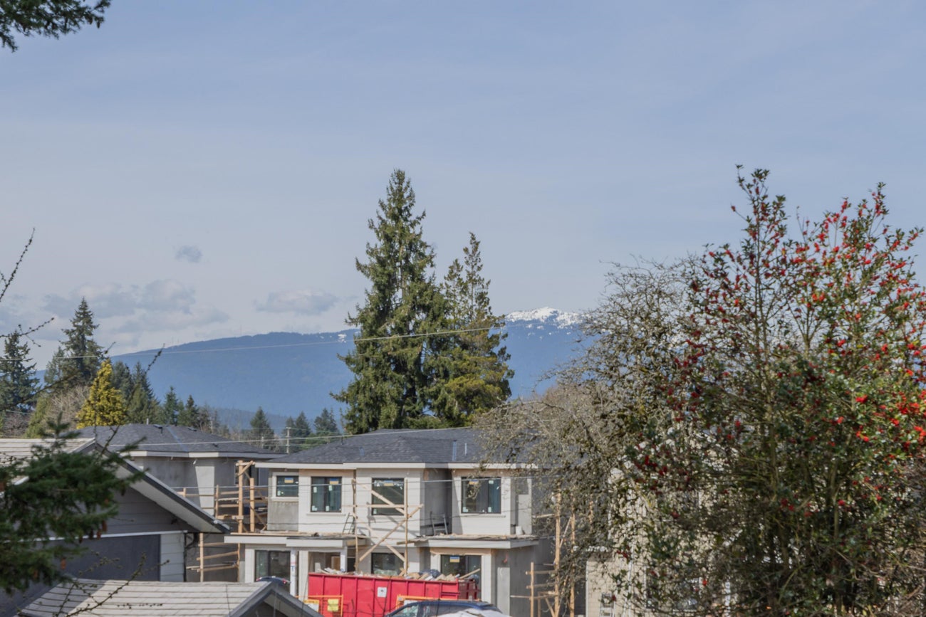 704 Townley Street - Coquitlam West Single Family Residence for Sale, 4 Bedrooms (R2992546) #26