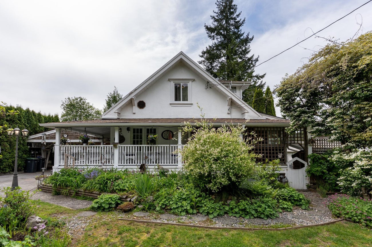 704 Townley Street - Coquitlam West Single Family Residence for Sale, 4 Bedrooms (R2992546) #2