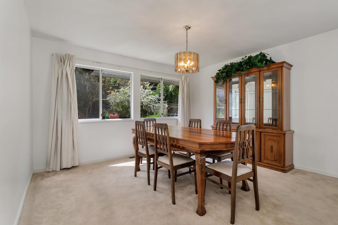 575 Clearwater Way - Coquitlam East Single Family Residence for Sale, 7 Bedrooms (R2993397) #7