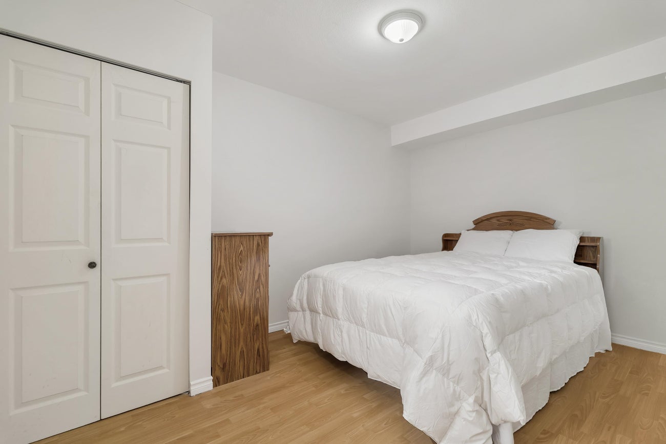 575 Clearwater Way - Coquitlam East Single Family Residence for Sale, 7 Bedrooms (R2993397) #8