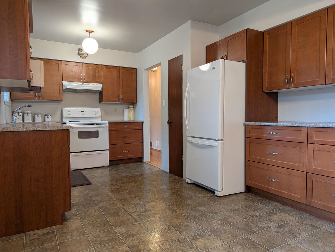 7193 Maureen Crescent - Sperling-Duthie Single Family Residence for Sale, 3 Bedrooms (R2993683) #6