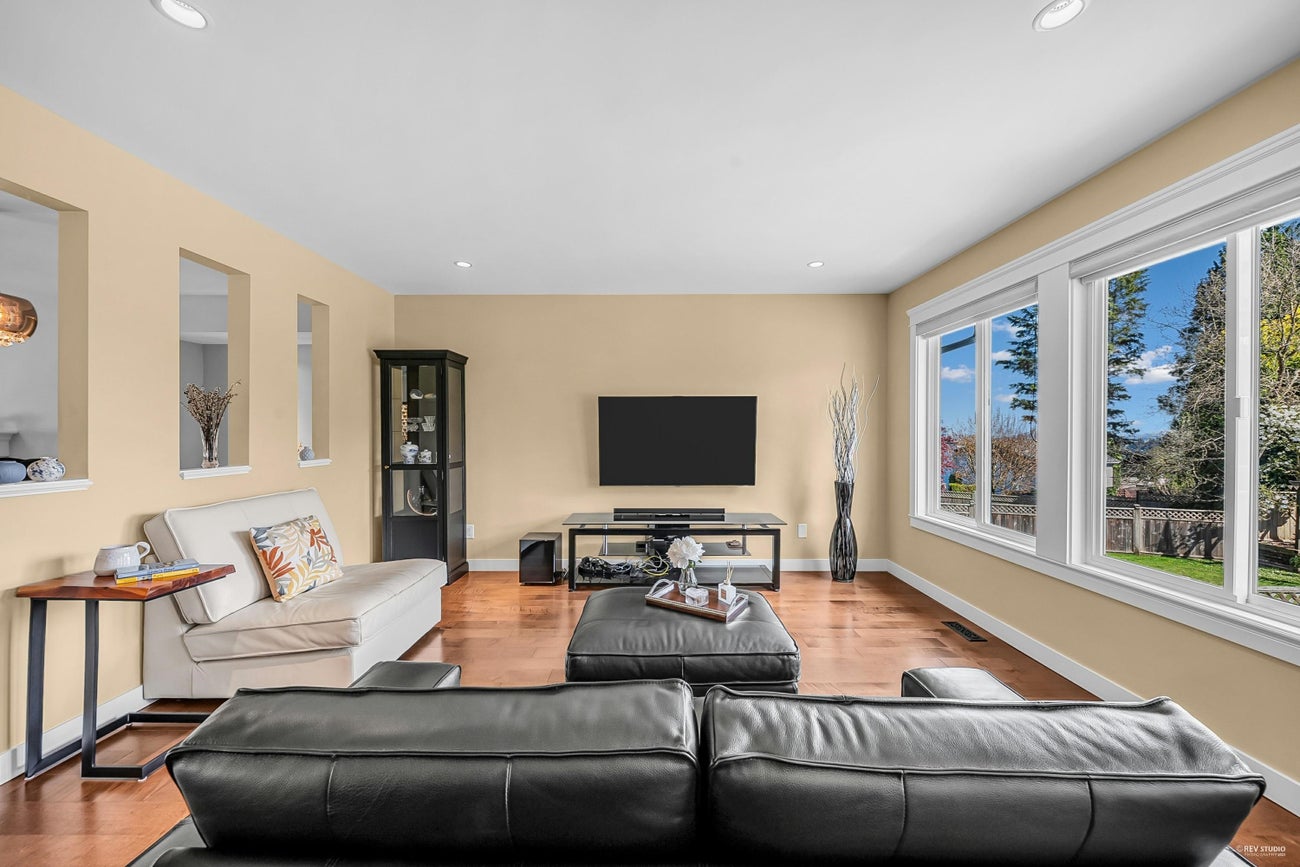 2810 Mara Drive - Coquitlam East Single Family Residence for Sale, 5 Bedrooms (R2994077) #22