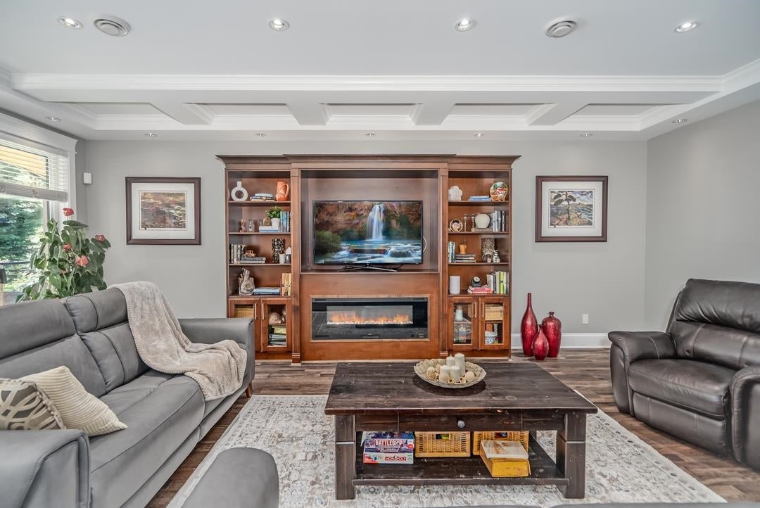 836 Sprice Avenue - Coquitlam West Single Family Residence for Sale, 7 Bedrooms (R2995059) #13