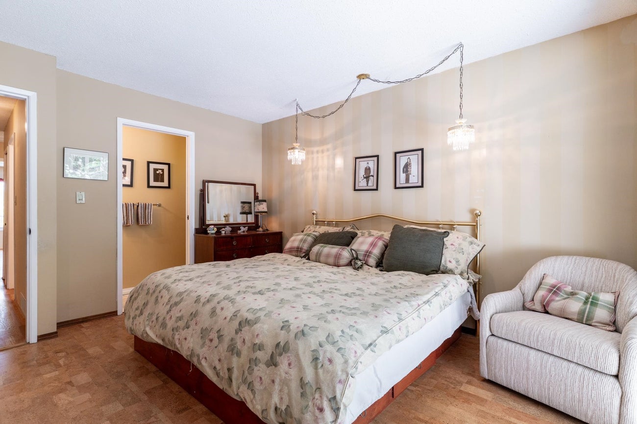 2505 Penshurst Court - Coquitlam East Single Family Residence for Sale, 3 Bedrooms (R2995436) #19