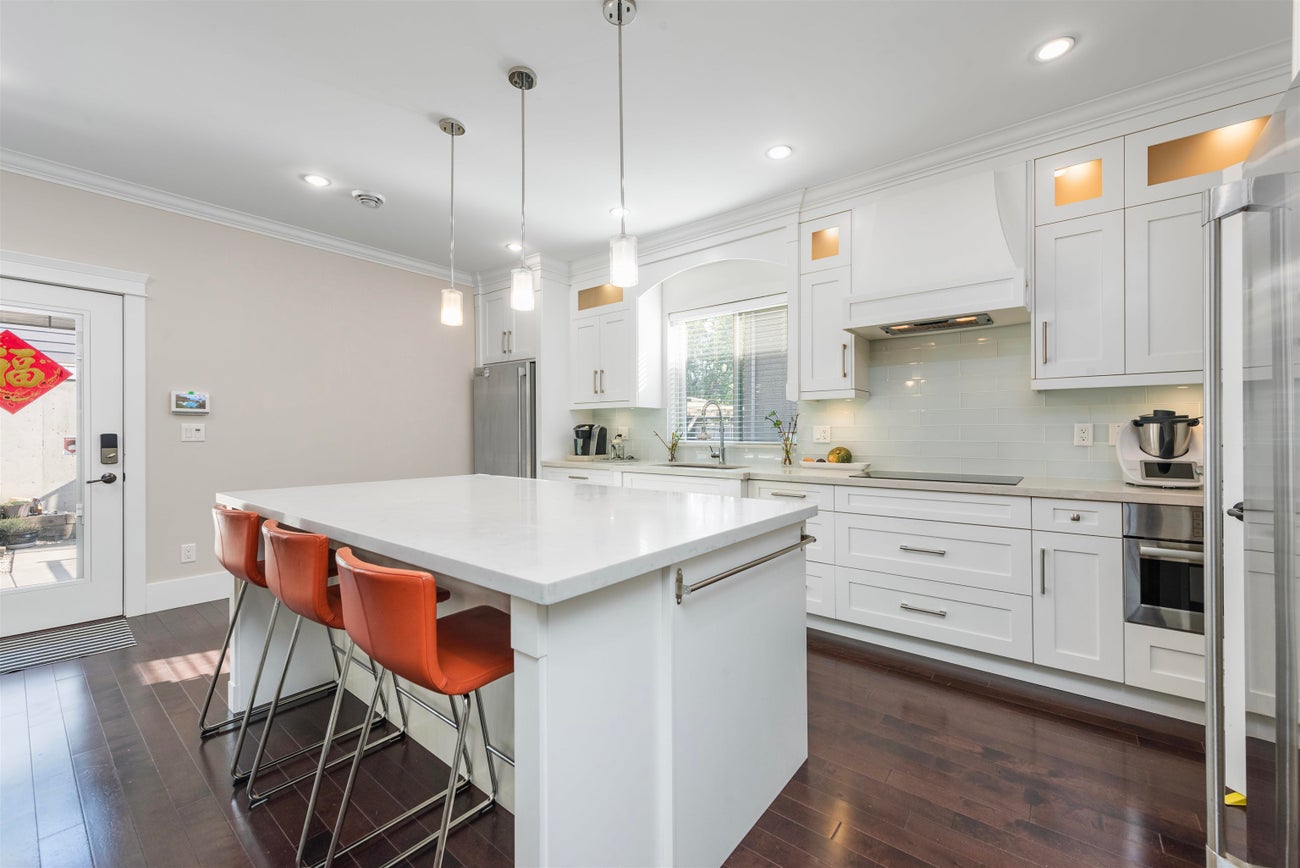1027 Stewart Avenue - Maillardville Single Family Residence for Sale, 7 Bedrooms (R2995523) #11