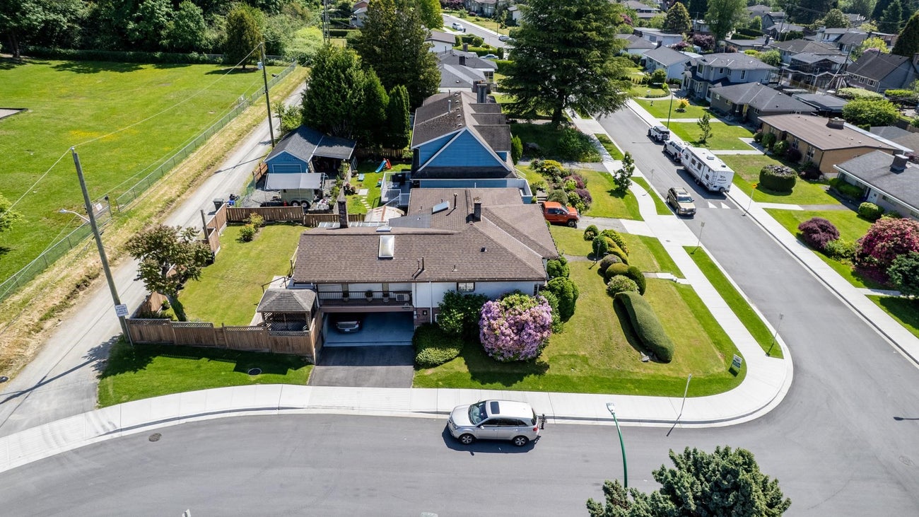 6825 Hycrest Drive - Montecito Single Family Residence for Sale, 4 Bedrooms (R2996008) #4