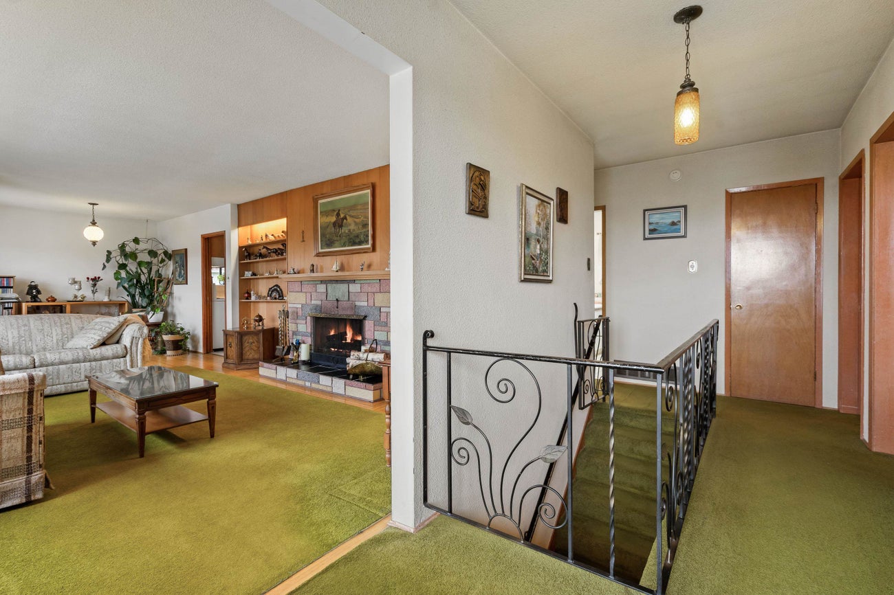 6825 Hycrest Drive - Montecito Single Family Residence for Sale, 4 Bedrooms (R2996008) #6