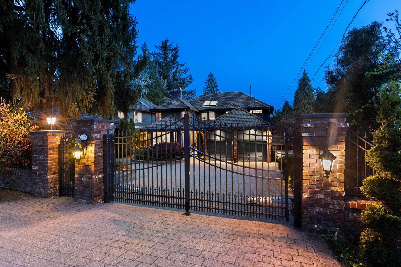 732 Rochester Avenue - Coquitlam West Single Family Residence for Sale, 7 Bedrooms (R2996063) #28