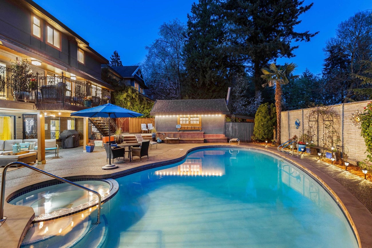 732 Rochester Avenue - Coquitlam West Single Family Residence for Sale, 7 Bedrooms (R2996063) #3