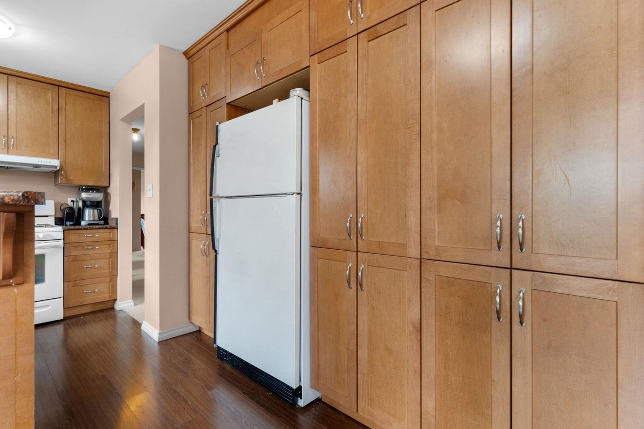 1600 Cornell Avenue - Central Coquitlam Single Family Residence for Sale, 4 Bedrooms (R2996350) #16