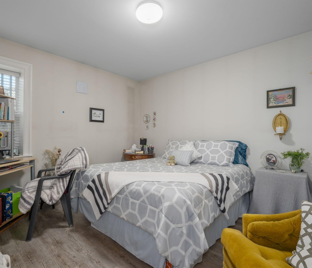 656 Linton Street - Central Coquitlam Single Family Residence for Sale, 8 Bedrooms (R2996531) #30
