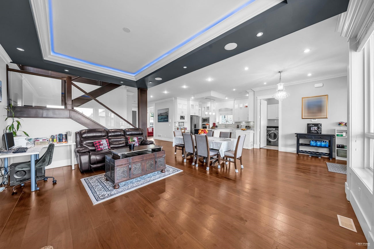 1640 Como Lake Avenue - Central Coquitlam Single Family Residence for Sale, 9 Bedrooms (R2996986) #13