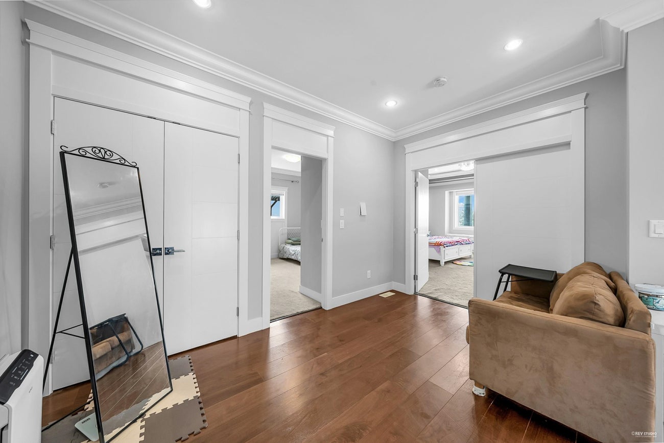 1640 Como Lake Avenue - Central Coquitlam Single Family Residence for Sale, 9 Bedrooms (R2996986) #25