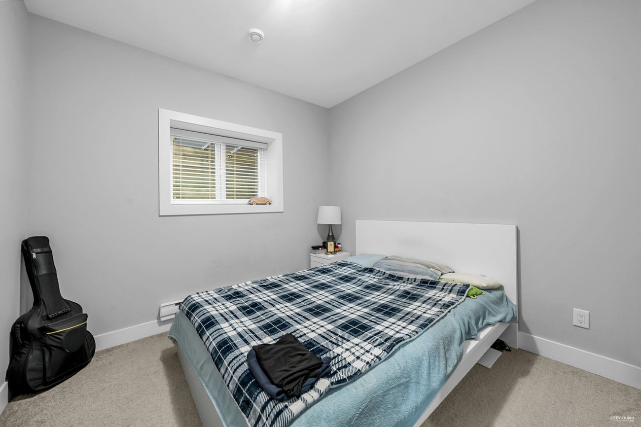 1640 Como Lake Avenue - Central Coquitlam Single Family Residence for Sale, 9 Bedrooms (R2996986) #30