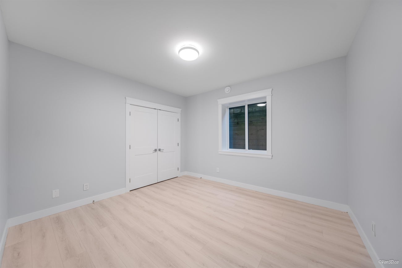 656 Blue Mountain Street - Coquitlam West Single Family Residence for Sale, 7 Bedrooms (R2997328) #34