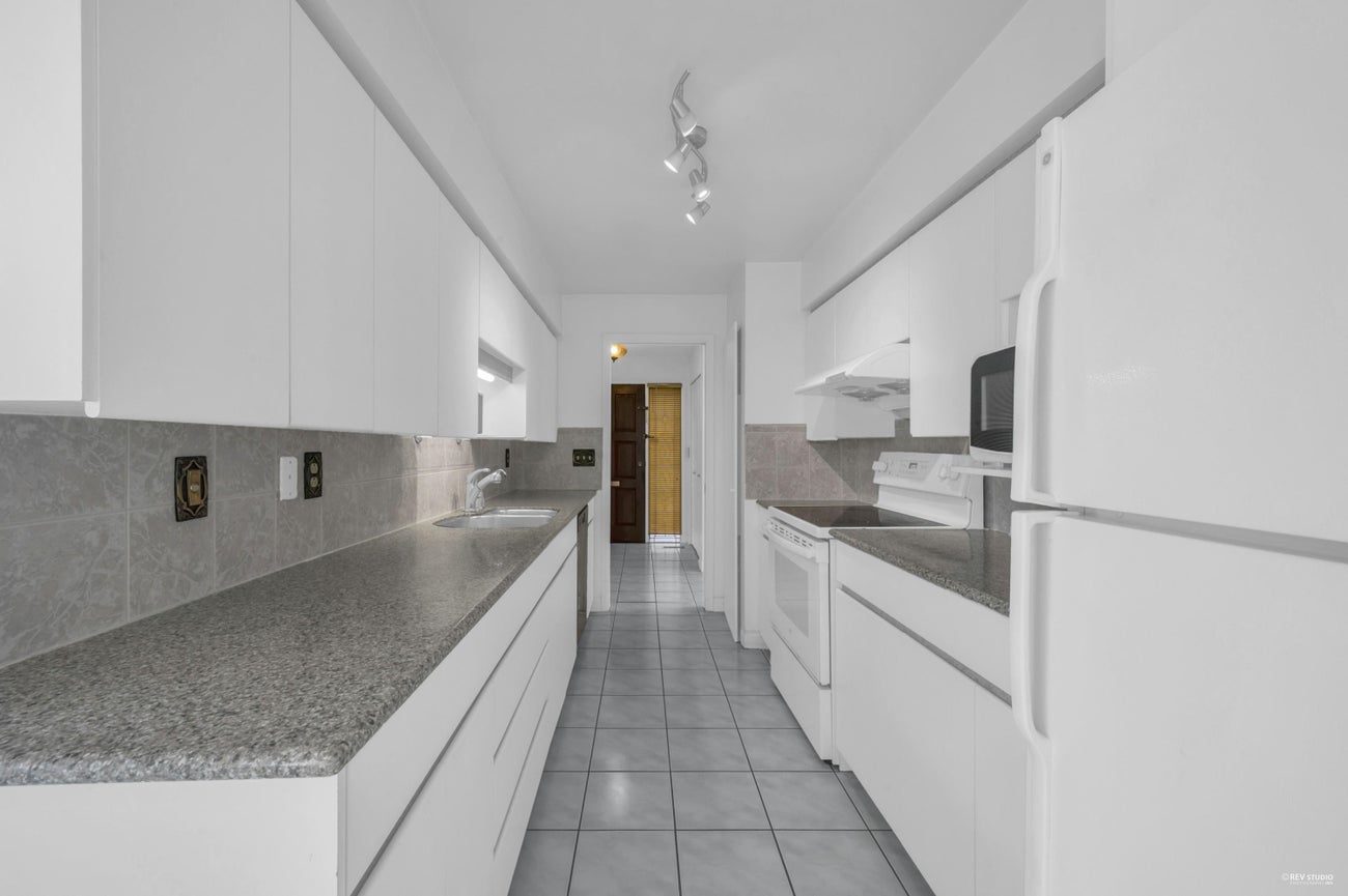 1579 Eden Avenue - Central Coquitlam Single Family Residence for Sale, 4 Bedrooms (R2998105) #15