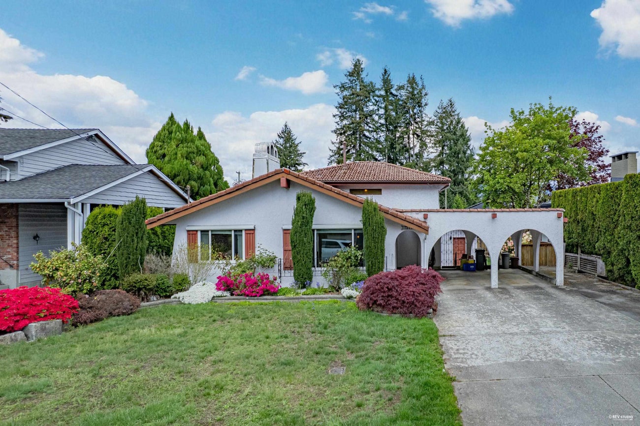 1579 Eden Avenue - Central Coquitlam Single Family Residence for Sale, 4 Bedrooms (R2998105) #1