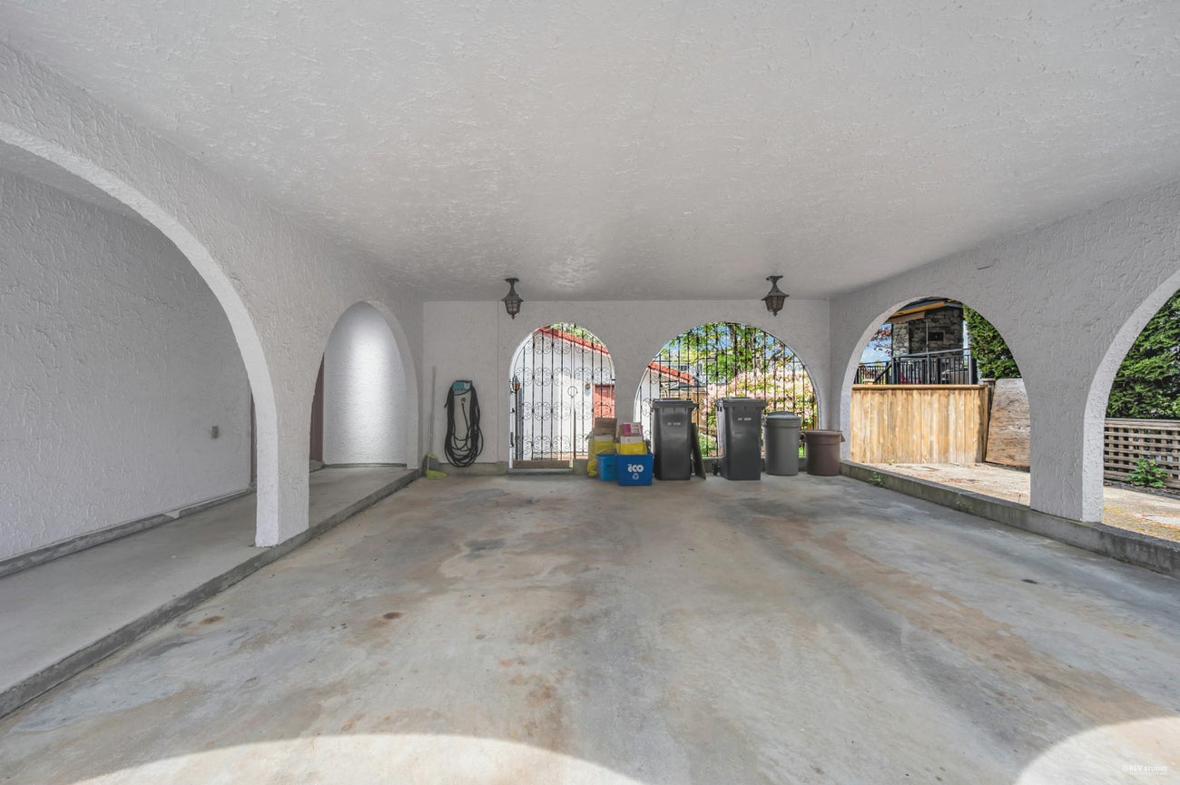 1579 Eden Avenue - Central Coquitlam Single Family Residence for Sale, 4 Bedrooms (R2998105) #36