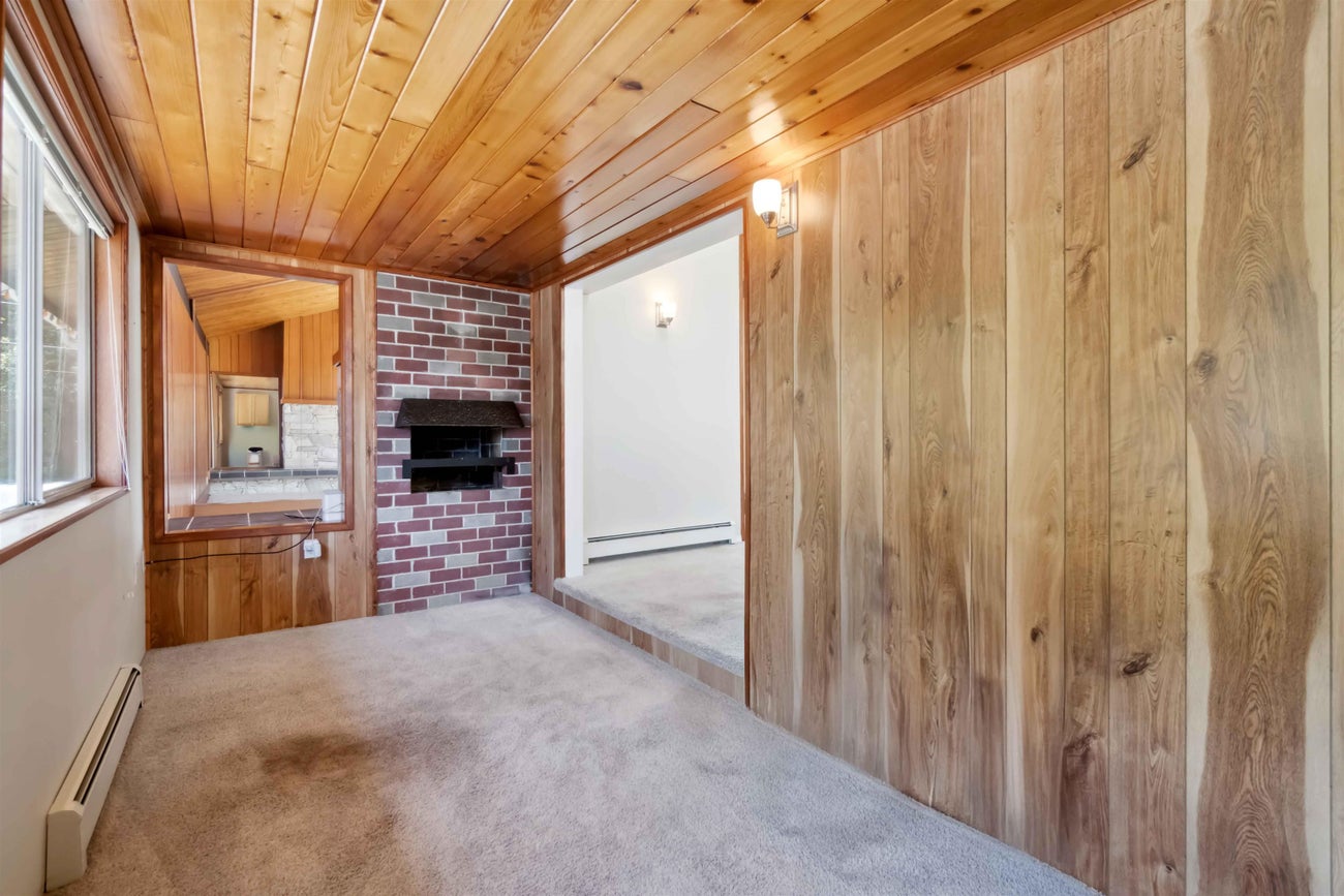 805 Foster Avenue - Coquitlam West Single Family Residence for Sale, 5 Bedrooms (R2998324) #15