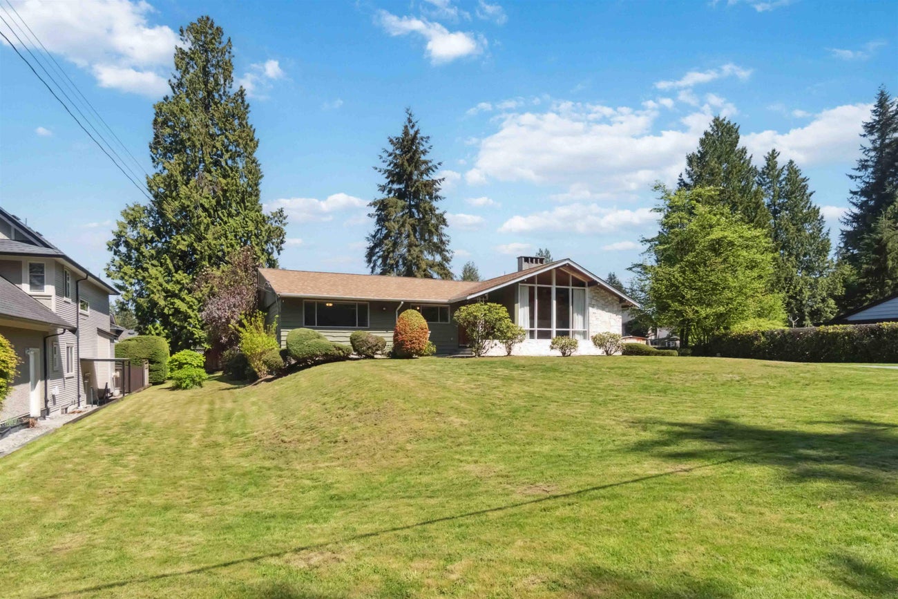 805 Foster Avenue - Coquitlam West Single Family Residence for Sale, 5 Bedrooms (R2998324) #1