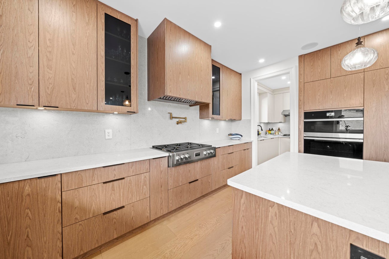 6902 Kitchener Street - Sperling-Duthie Single Family Residence for Sale, 7 Bedrooms (R2999612) #11