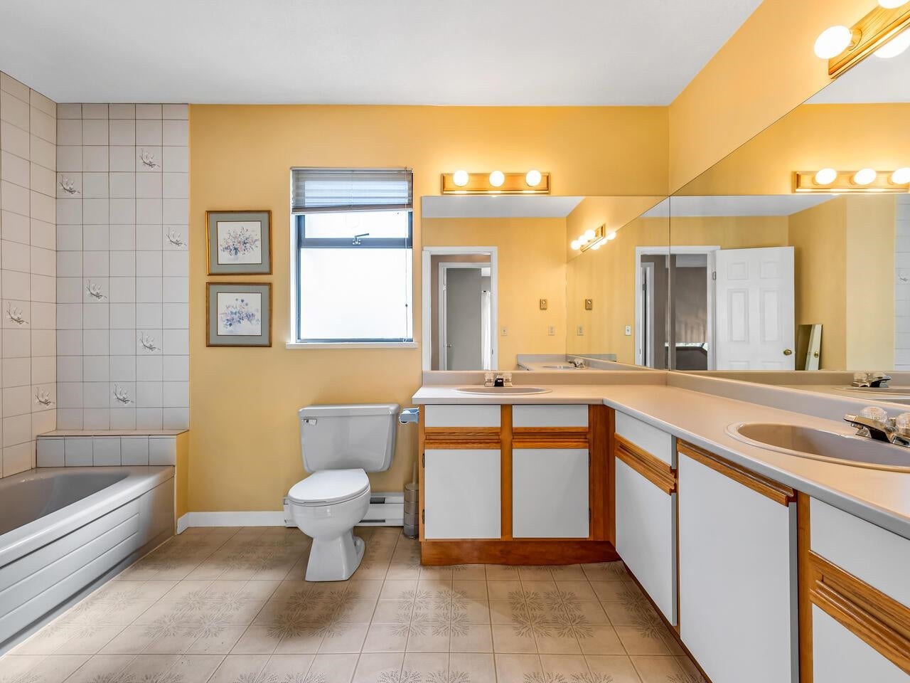 735 Sprice Avenue - Coquitlam West Single Family Residence for Sale, 3 Bedrooms (R3001228)# - 28