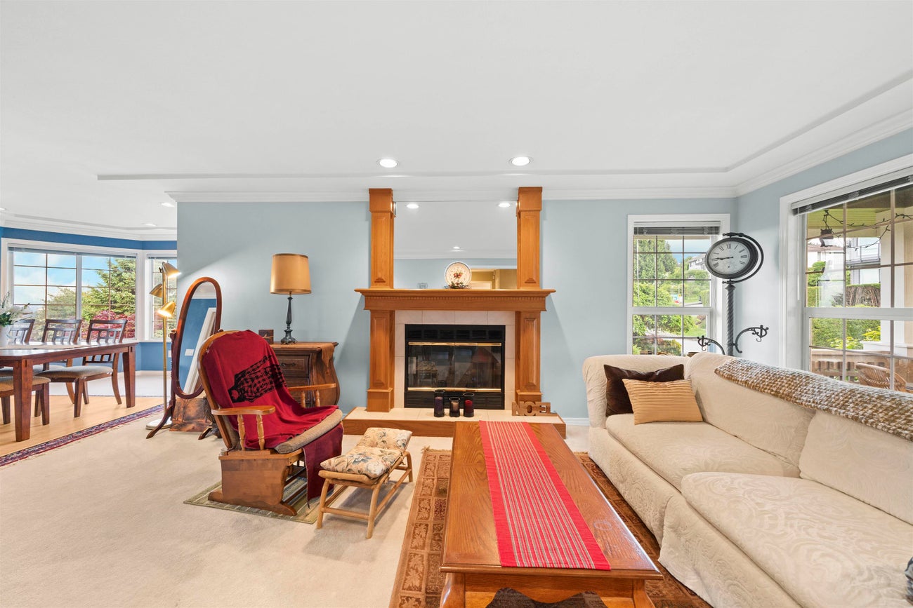 598 Clearwater Way - Coquitlam East Single Family Residence for Sale, 8 Bedrooms (R3001310) #15