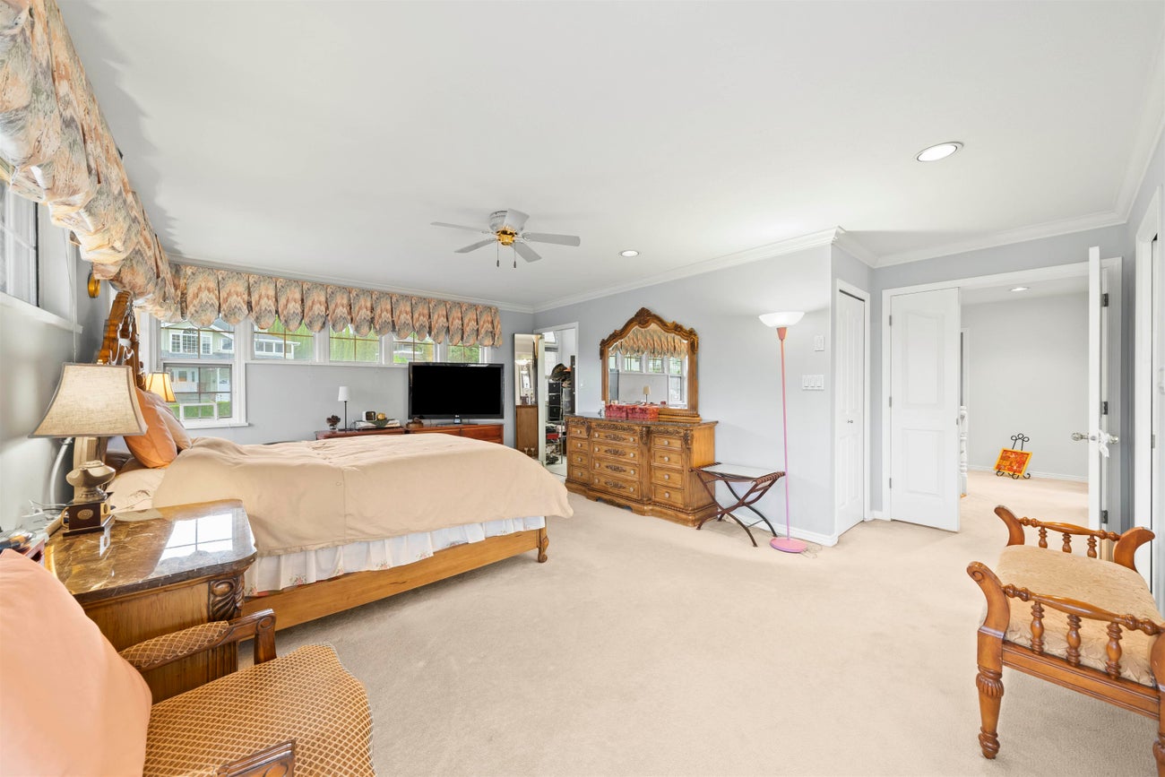 598 Clearwater Way - Coquitlam East Single Family Residence for Sale, 8 Bedrooms (R3001310) #20