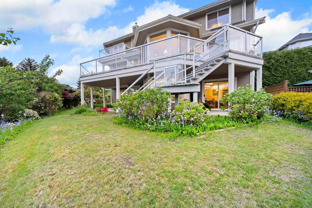 598 Clearwater Way - Coquitlam East Single Family Residence for Sale, 8 Bedrooms (R3001310) #36