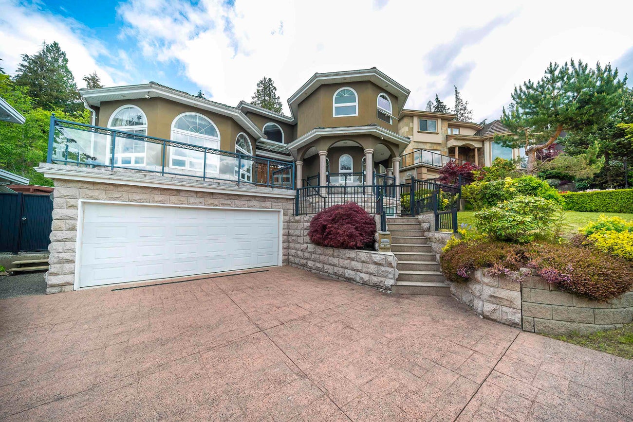 7353 Union Street - Simon Fraser Univer. Single Family Residence for Sale, 5 Bedrooms (R3001505) #1