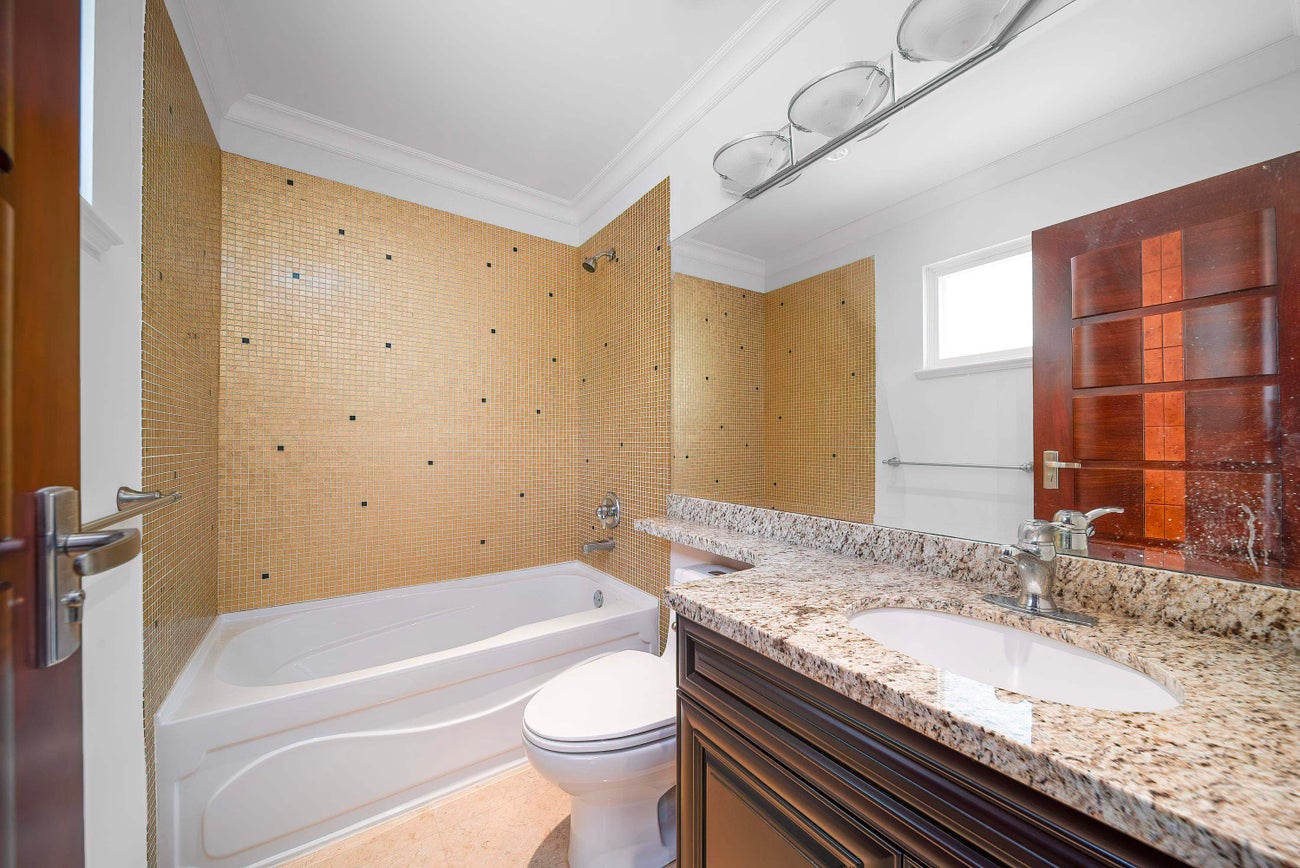 7353 Union Street - Simon Fraser Univer. Single Family Residence for Sale, 5 Bedrooms (R3001505) #25