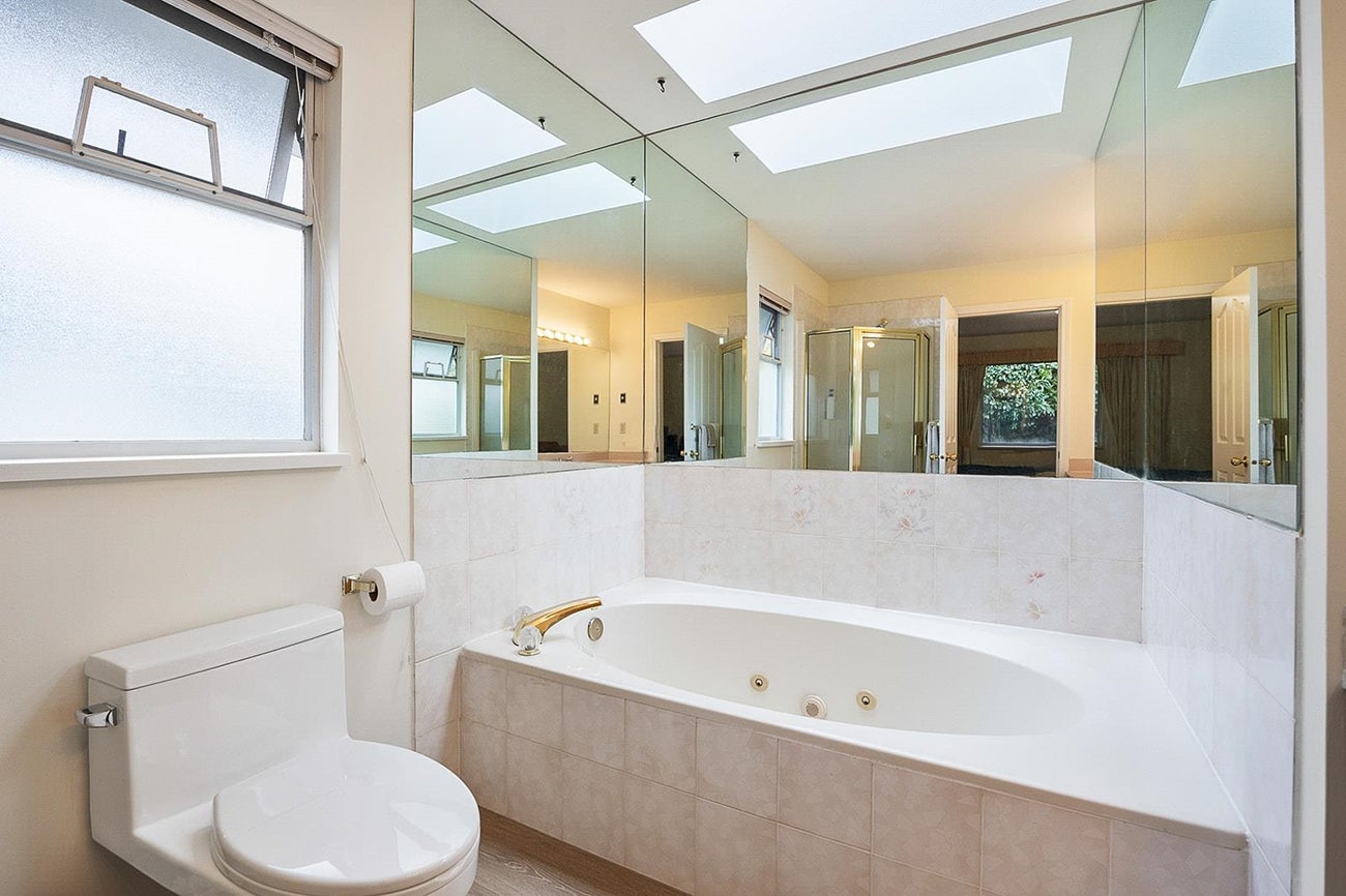 2850 Mara Drive - Coquitlam East Single Family Residence for Sale, 6 Bedrooms (R3001870) #23