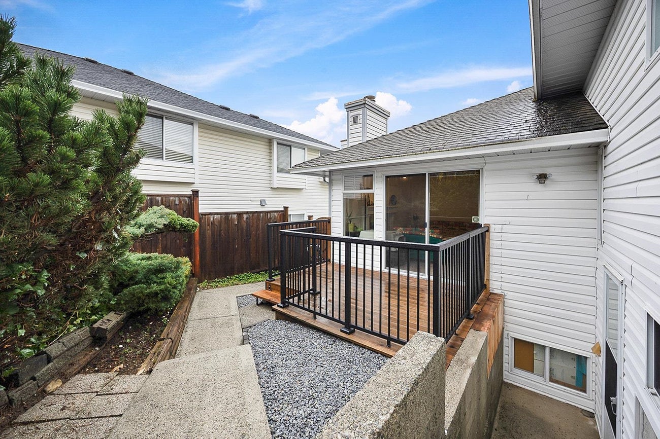 2850 Mara Drive - Coquitlam East Single Family Residence for Sale, 6 Bedrooms (R3001870) #6