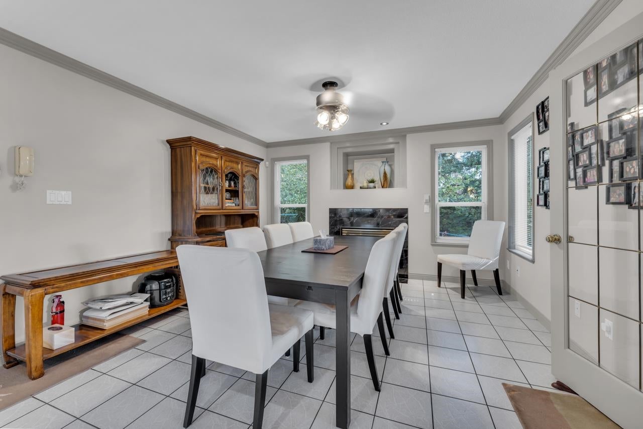 969 Madore Avenue - Central Coquitlam Single Family Residence for Sale, 6 Bedrooms (R3002275) #12