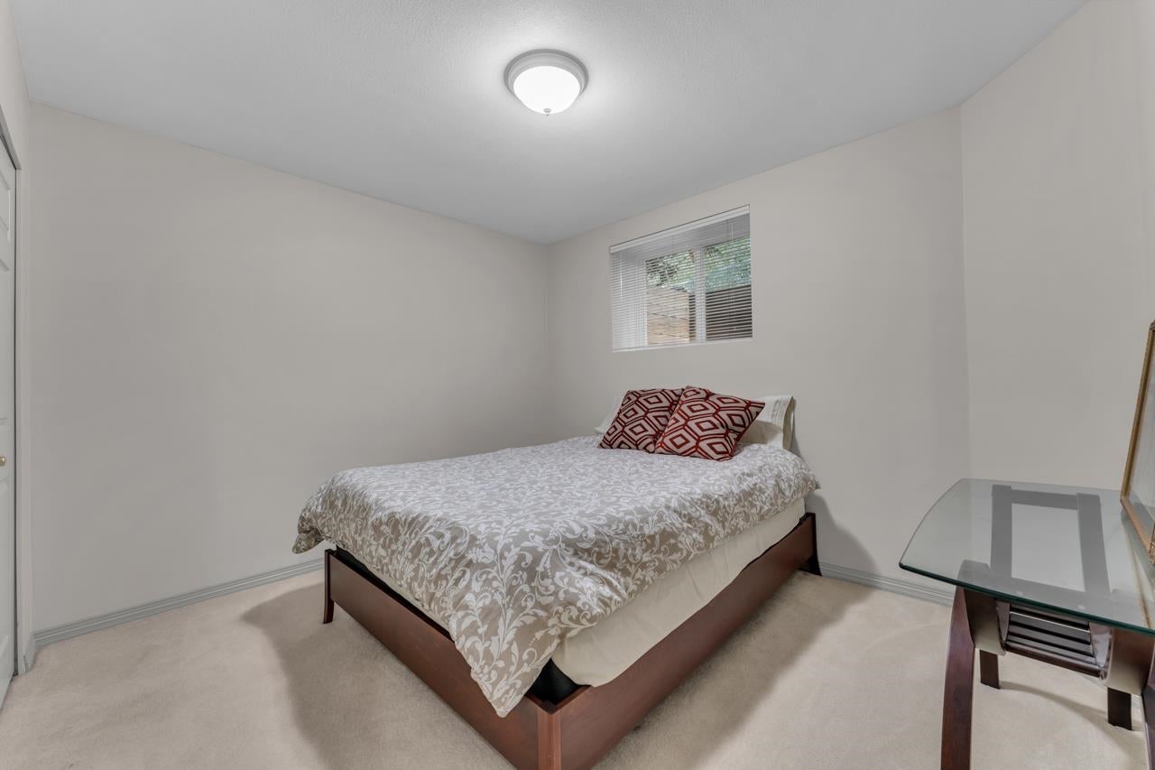 969 Madore Avenue - Central Coquitlam Single Family Residence for Sale, 6 Bedrooms (R3002275) #19