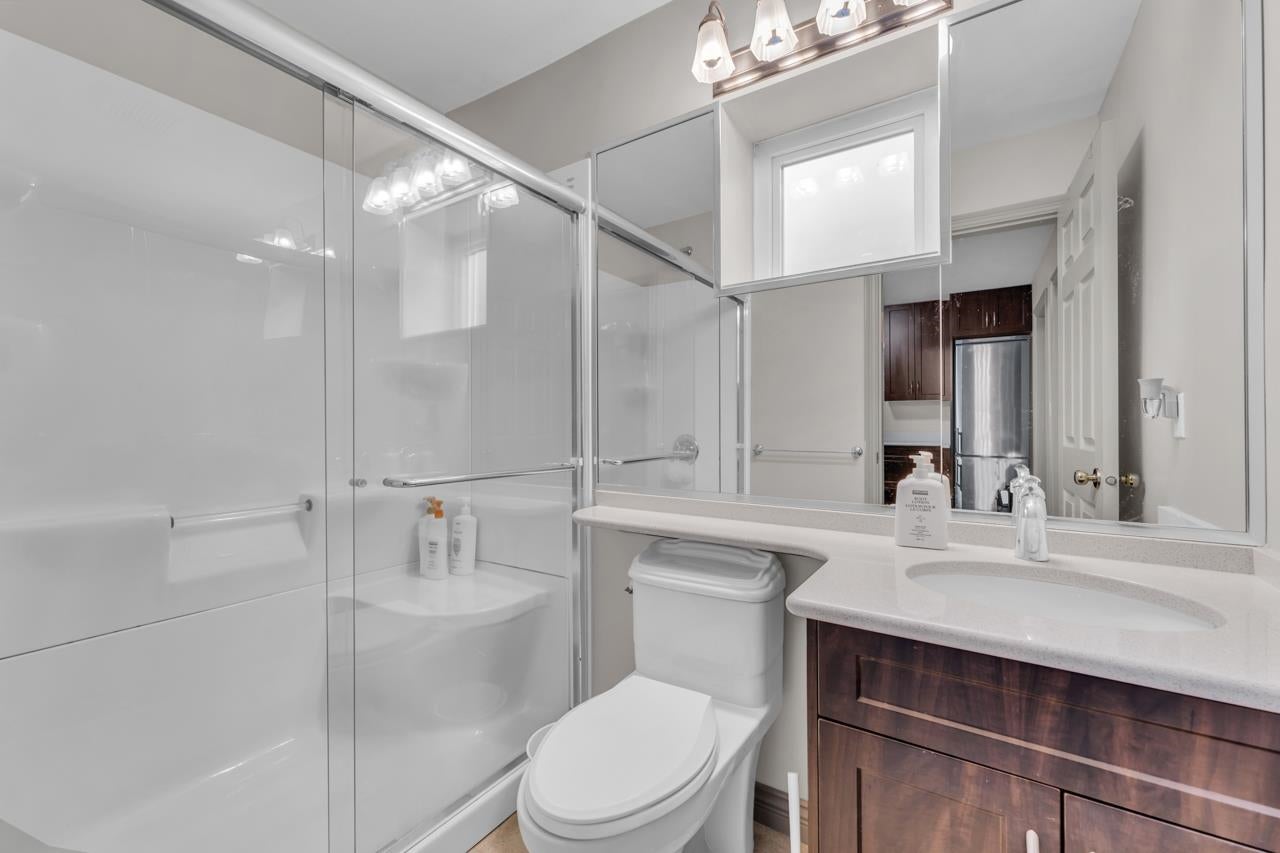 969 Madore Avenue - Central Coquitlam Single Family Residence for Sale, 6 Bedrooms (R3002275) #21