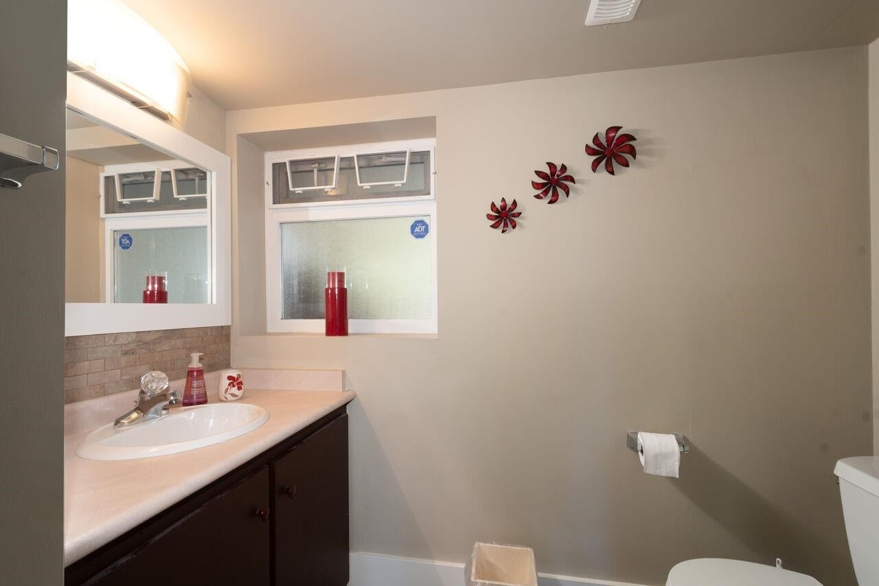 521 Chapman Avenue - Coquitlam West Single Family Residence for Sale, 5 Bedrooms (R3003098) #32