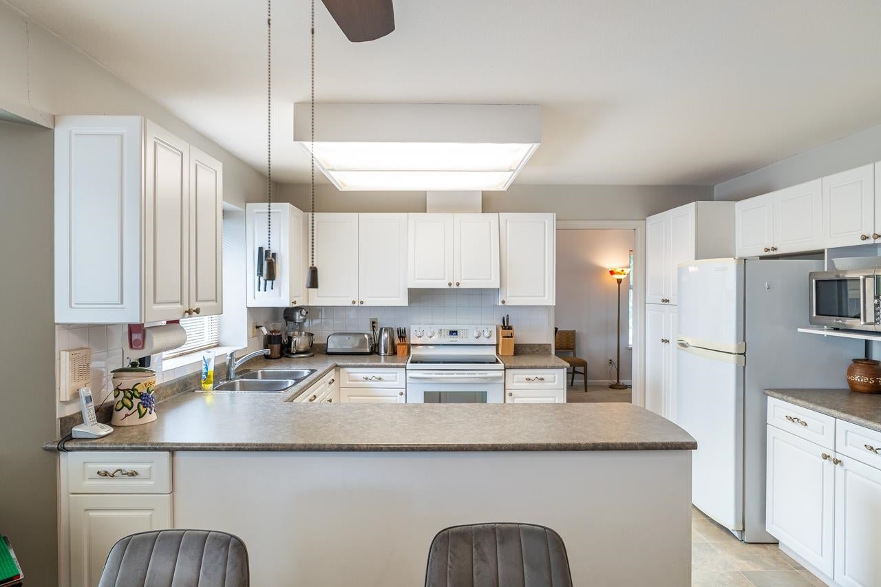 2752 Westlake Place - Coquitlam East Single Family Residence for Sale, 3 Bedrooms (R3003417) #9
