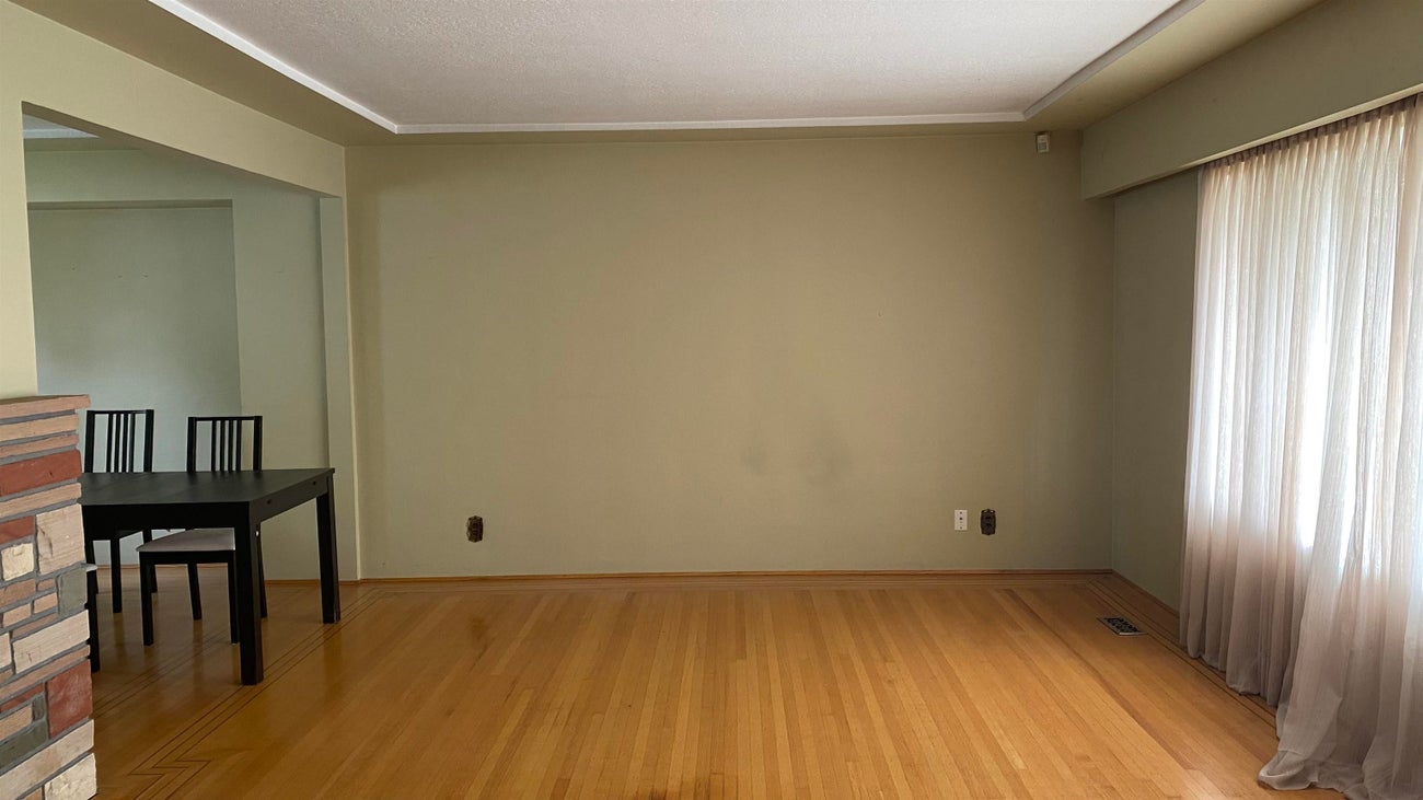609 Madore Avenue - Coquitlam West Single Family Residence for Sale, 3 Bedrooms (R3003480) #4