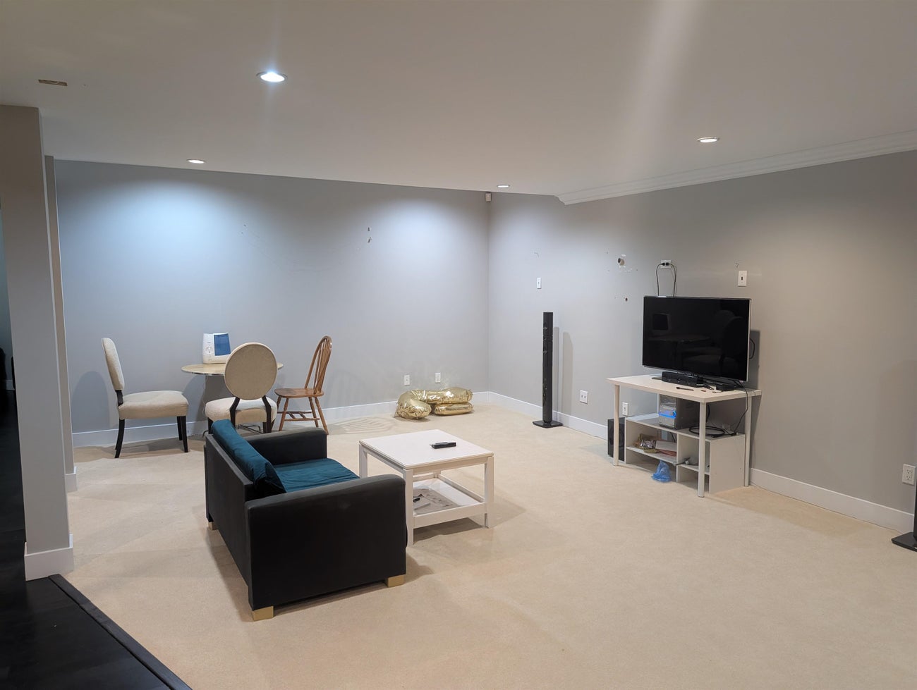 701 Delestre Avenue - Coquitlam West Single Family Residence for Sale, 9 Bedrooms (R3003997)# - 12